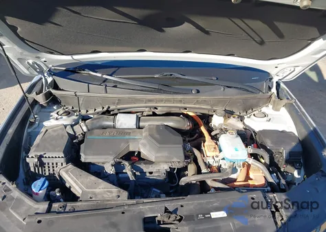 2022 Hyundai Tucson Plug-In Hybrid Limited z USA, uszkodzony, nr VIN KM8JFDA28NU051378